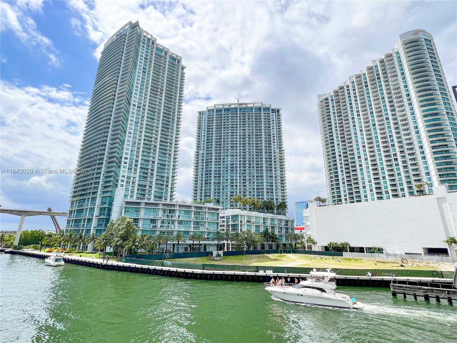 Small Image of 90 SOUTH WEST 3RD ST #2401, Miami Number 33