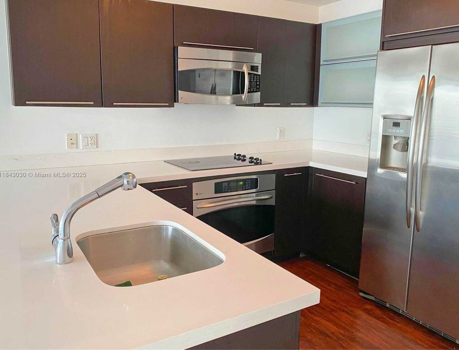Small Image of 90 SOUTH WEST 3RD ST #2401, Miami Number 9