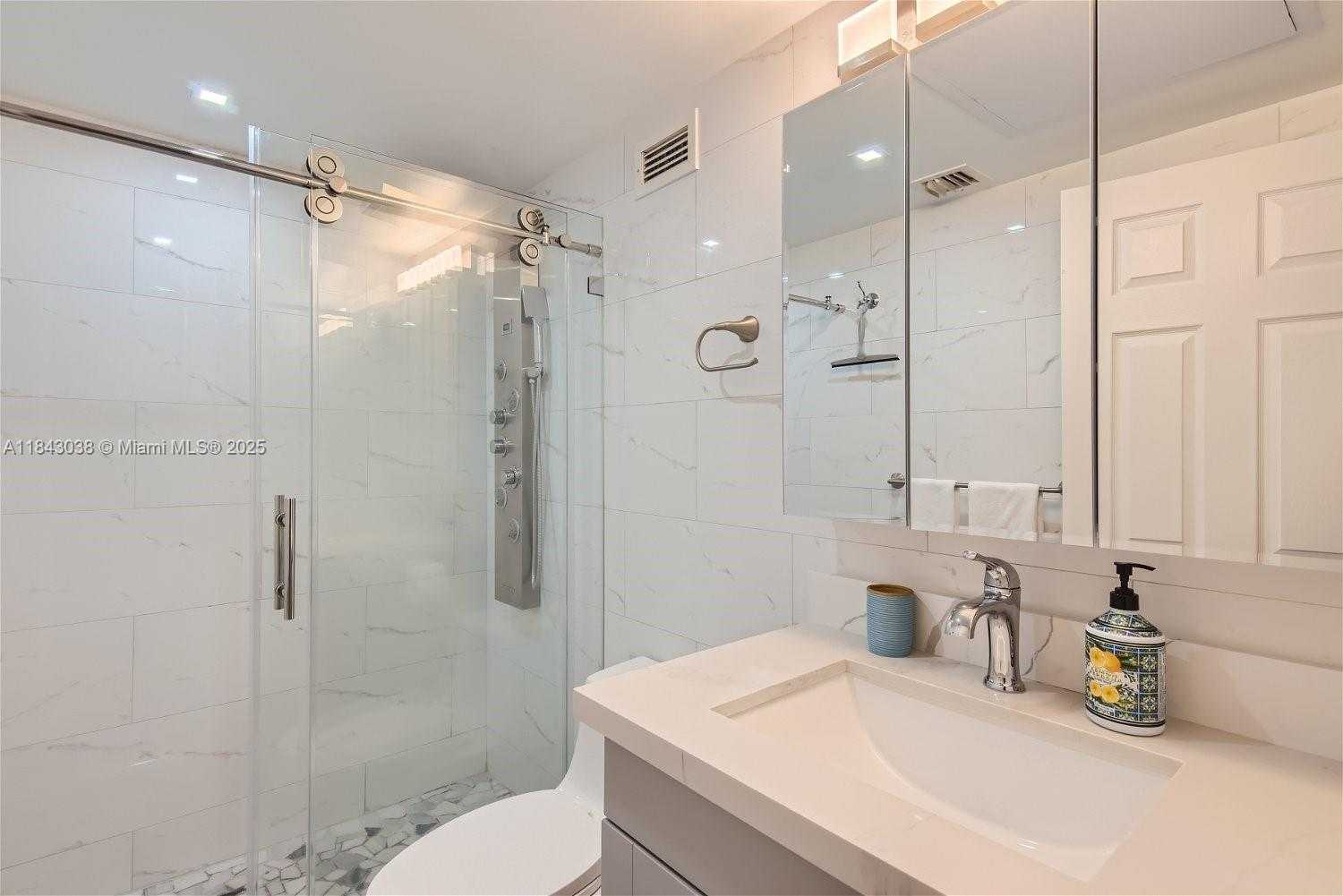 Small Image of 2501 SOUTH OCEAN DR #933, Hollywood Number 11