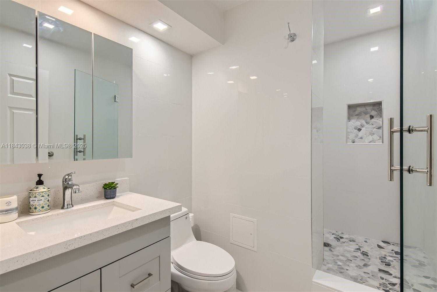 Small Image of 2501 SOUTH OCEAN DR #933, Hollywood Number 5