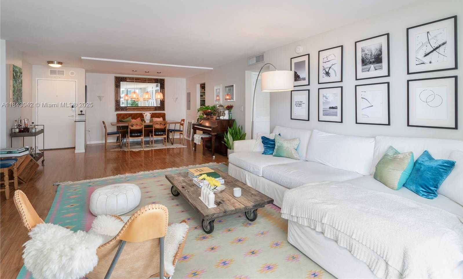 Small Image of 11 ISLAND AVE #1007, Miami Beach Number 4