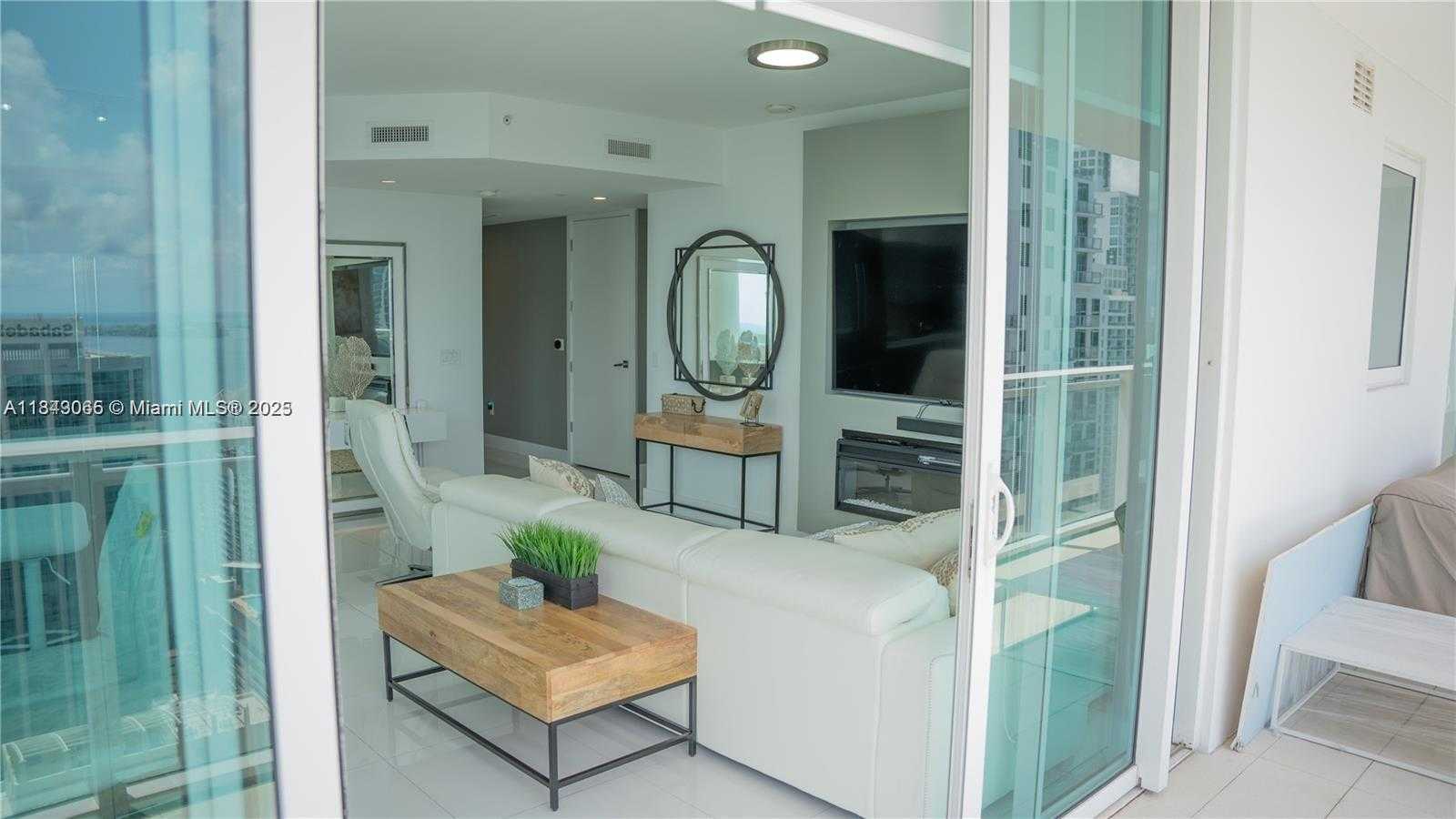 Small Image of 1080 BRICKELL AVE #4100, Miami Number 11