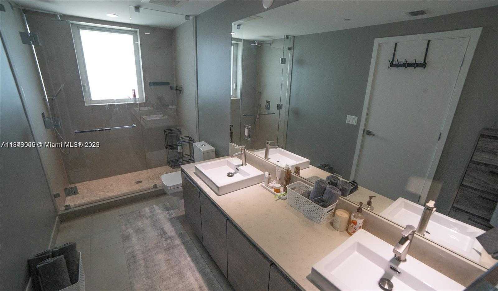 Small Image of 1080 BRICKELL AVE #4100, Miami Number 20
