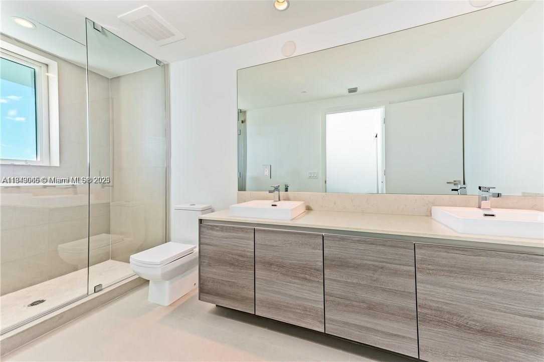 Small Image of 1080 BRICKELL AVE #4100, Miami Number 22