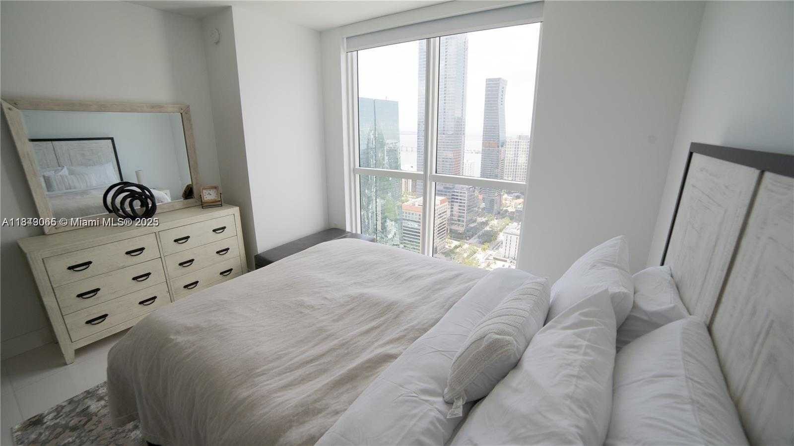 Small Image of 1080 BRICKELL AVE #4100, Miami Number 25