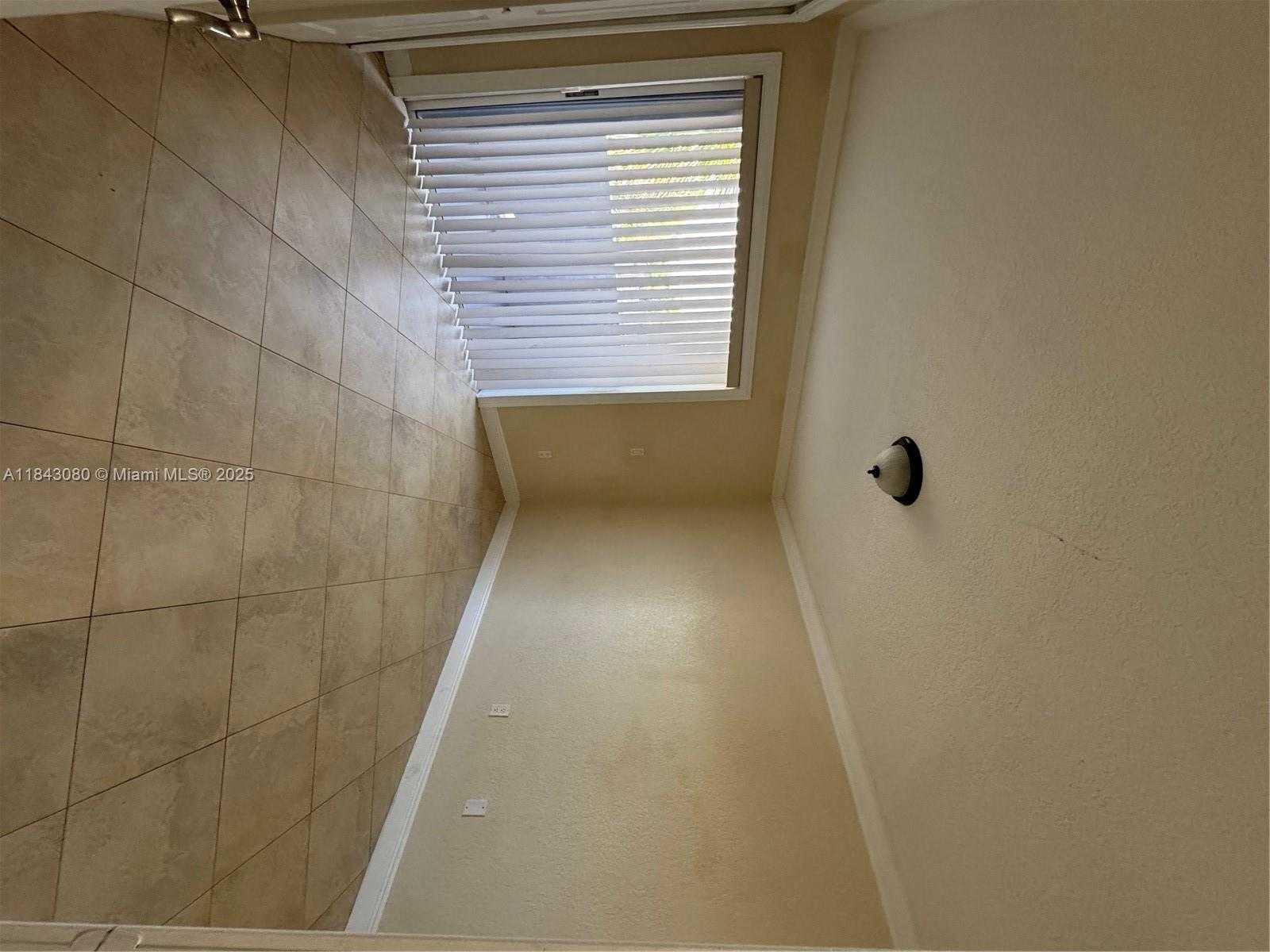 Small Image of 2740 WEST 76TH ST #202, Hialeah Number 15