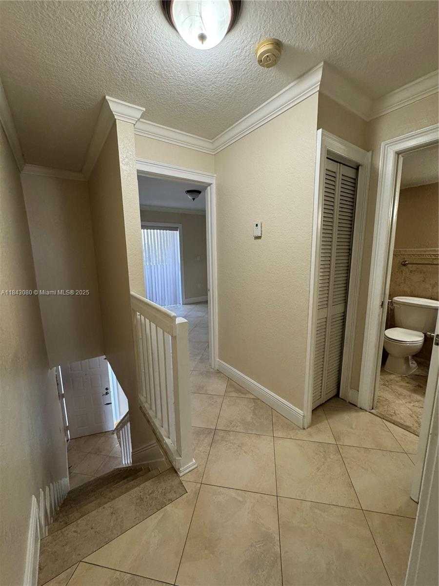Small Image of 2740 WEST 76TH ST #202, Hialeah Number 8