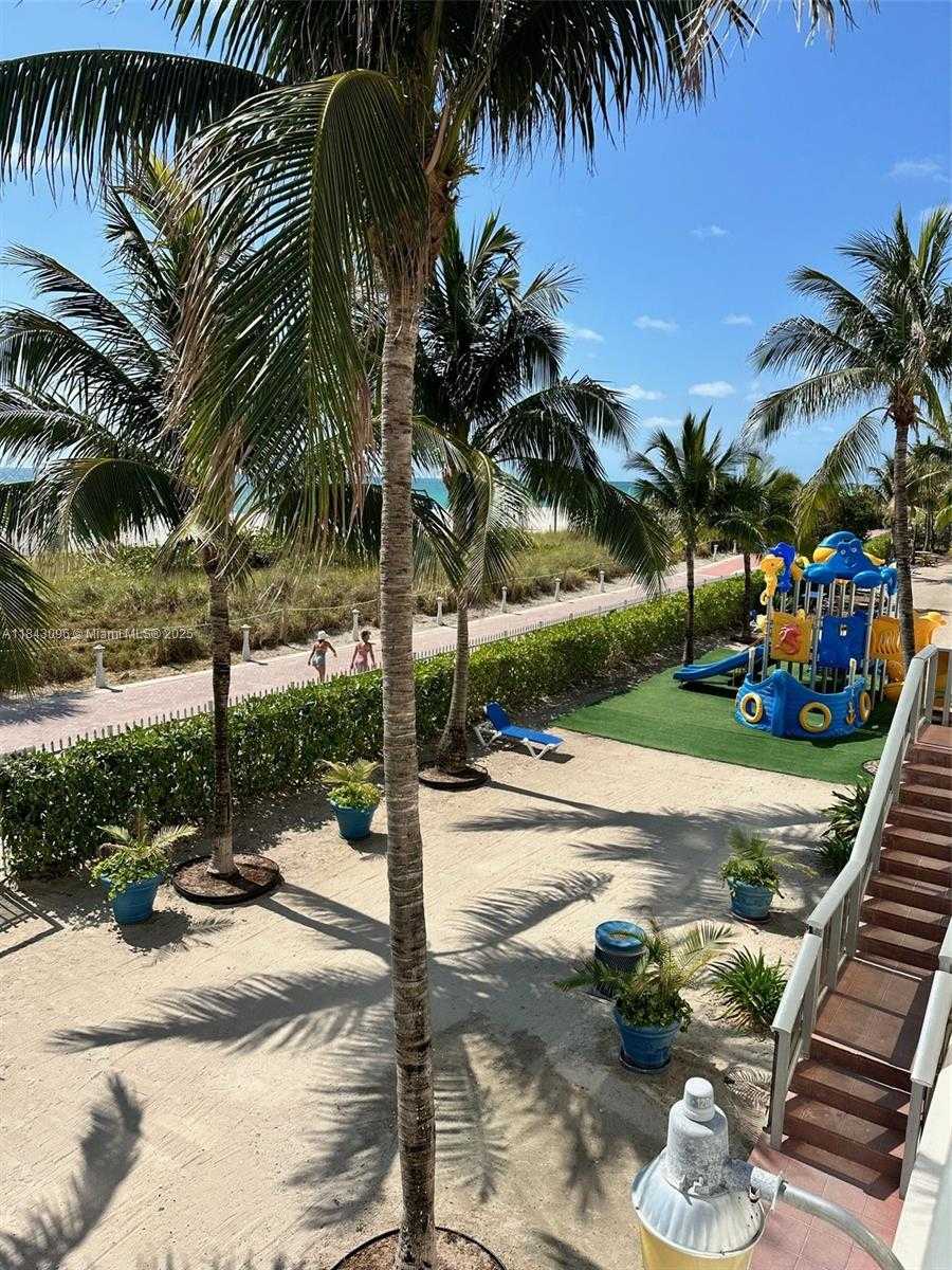 Small Image of 6039 COLLINS AVE #623, Miami Beach Number 20