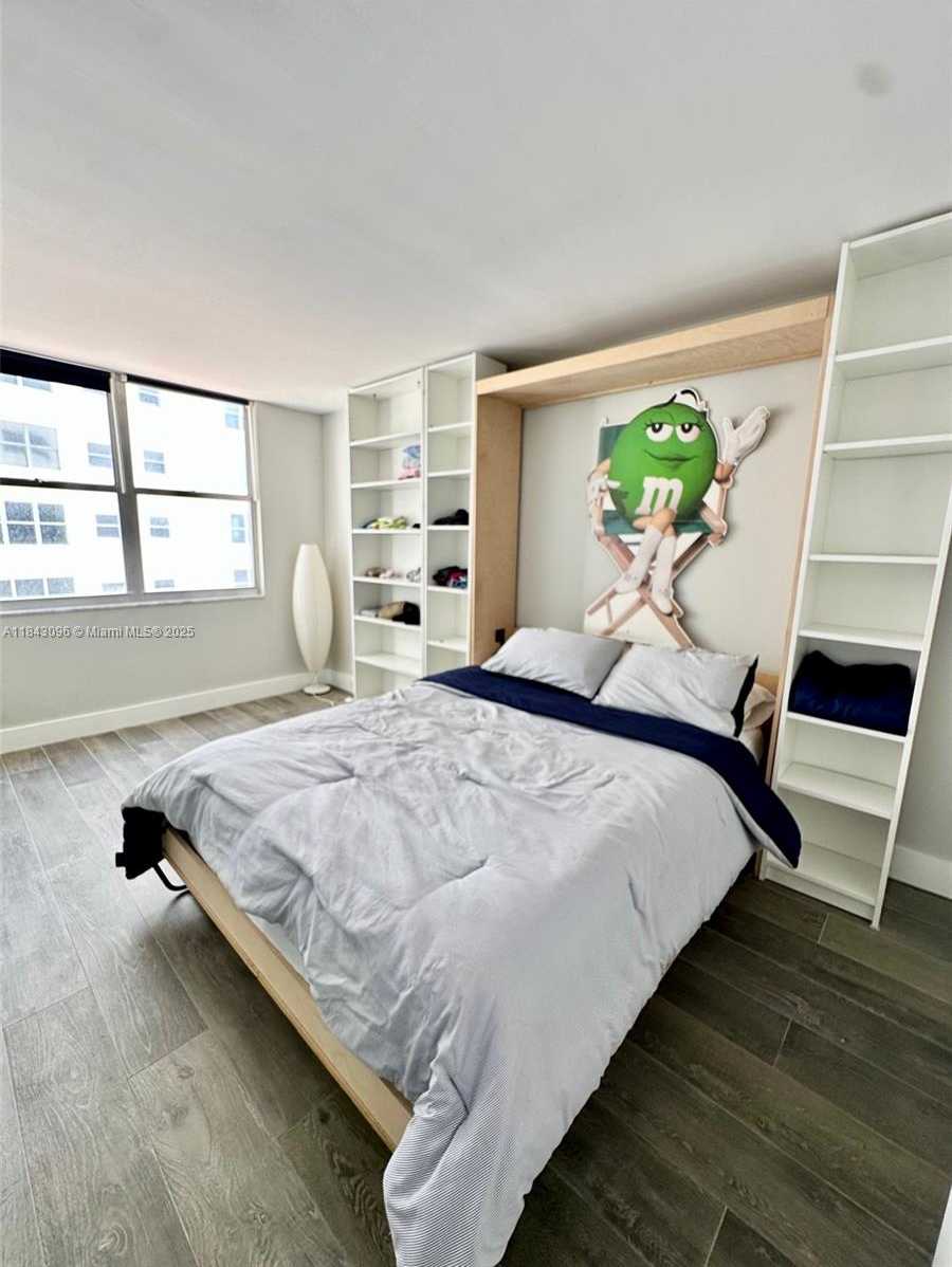 Small Image of 6039 COLLINS AVE #623, Miami Beach Number 8