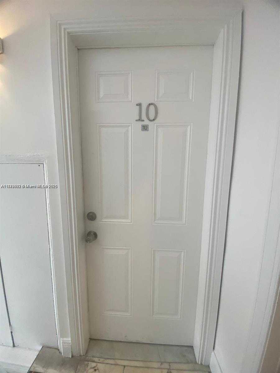 Small Image of 1526 PENNSYLVANIA AVE #10, Miami Beach Number 5
