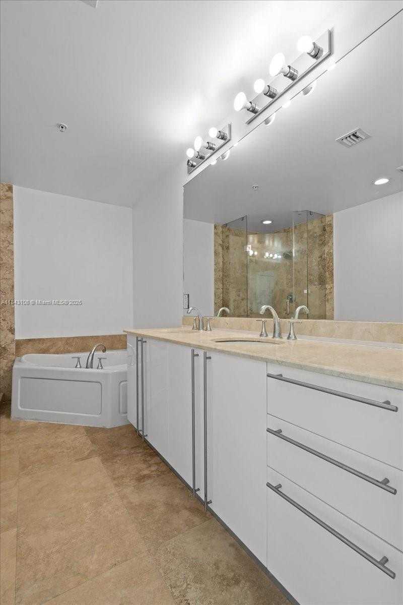 Small Image of 3030 NORTH EAST 188 ST #604, Aventura Number 10