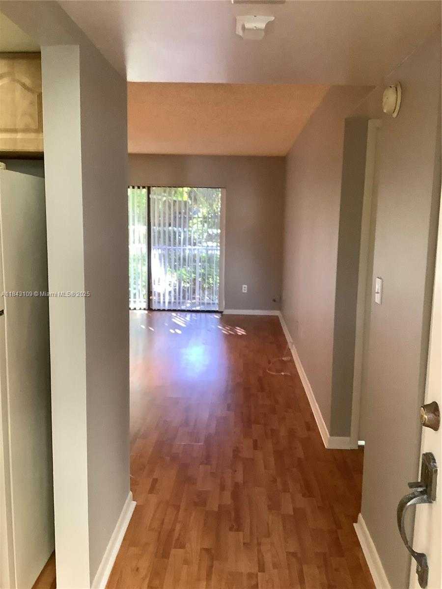 Small Image of 9301 SOUTH WEST 92ND AVE #A106, Miami Number 3