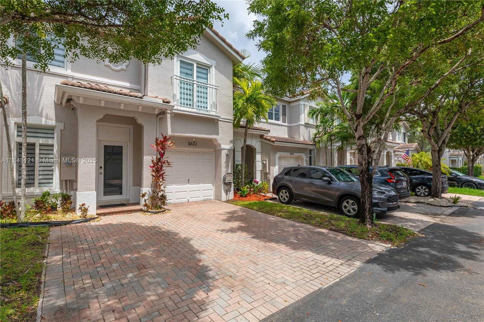 Small Image of 5622 NORTH WEST 112 CT, Doral Number 34