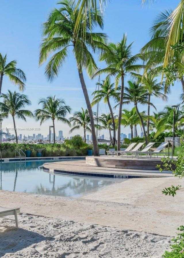 Small Image of 1000 SOUTH POINTE DR #1706, Miami Beach Number 21