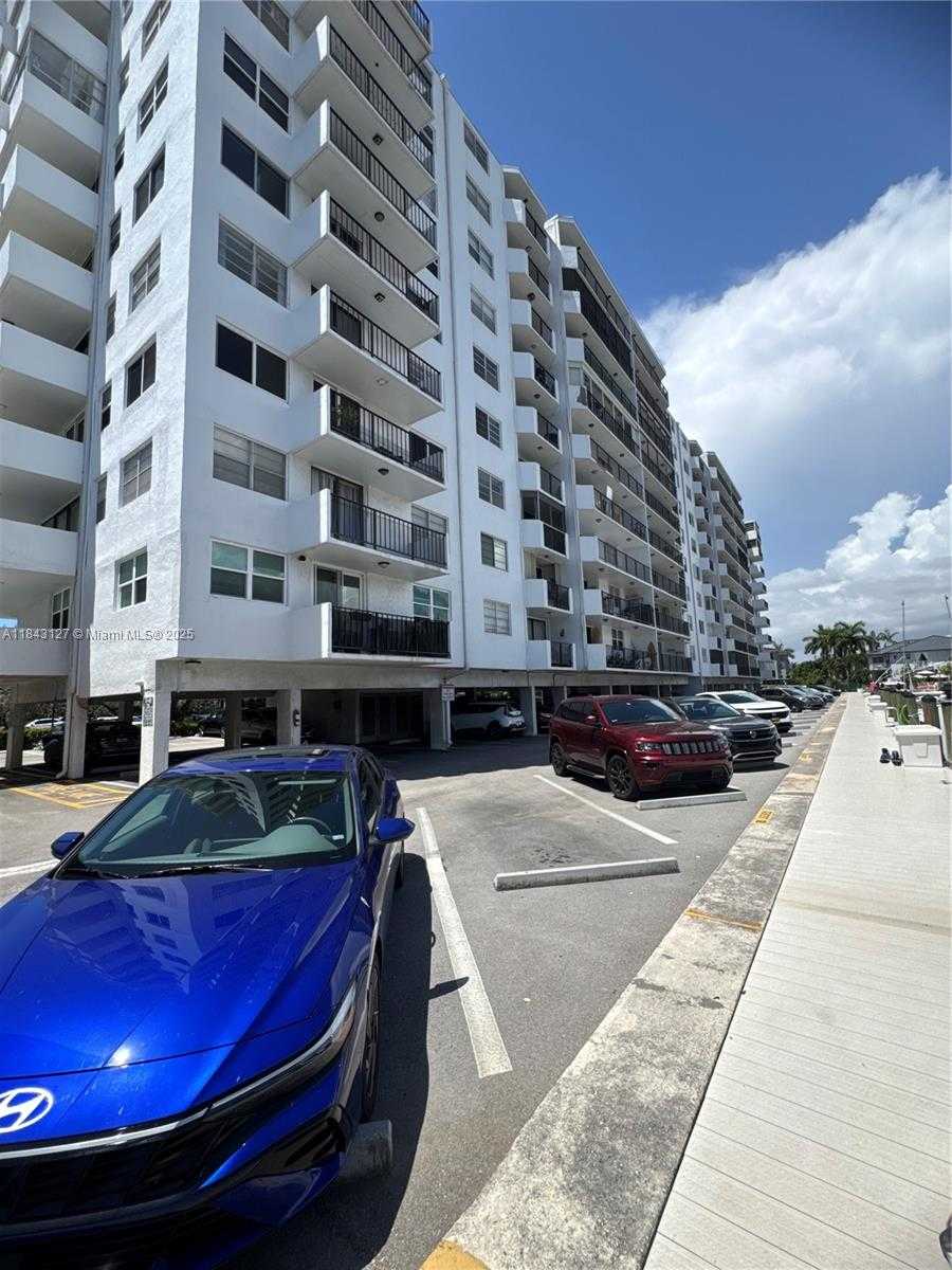 Small Image of 3545 NORTH EAST 166TH ST #703, North Miami Beach Number 37