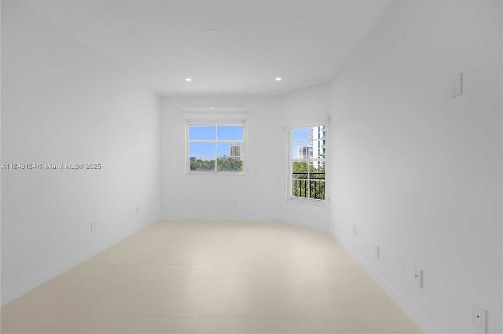 Small Image of 3215 NORTH EAST 184TH ST #14407, Aventura Number 23