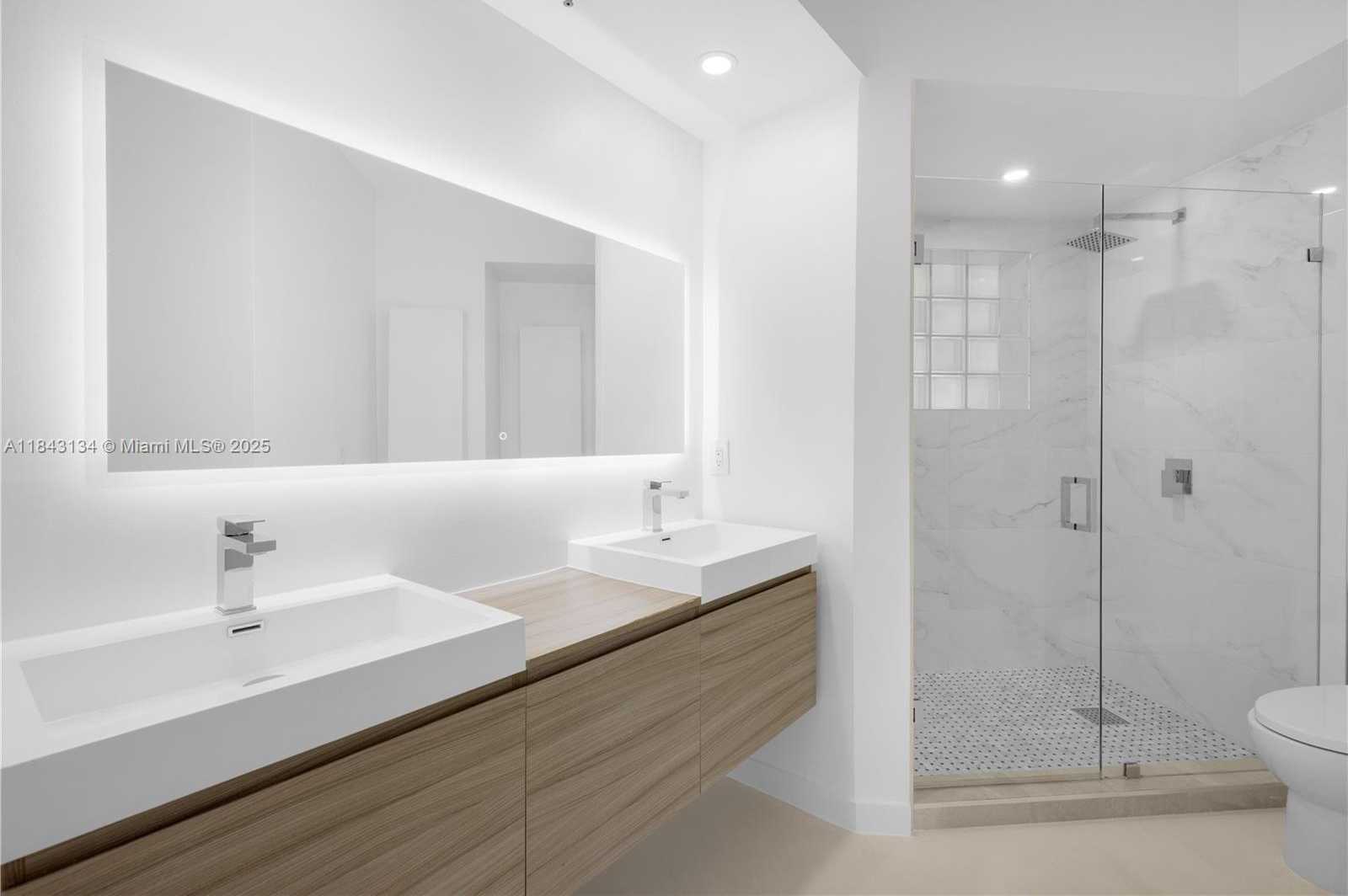Small Image of 3215 NORTH EAST 184TH ST #14407, Aventura Number 28