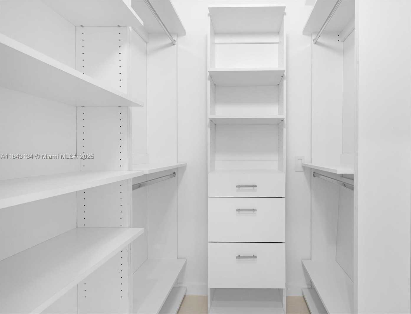 Small Image of 3215 NORTH EAST 184TH ST #14407, Aventura Number 39