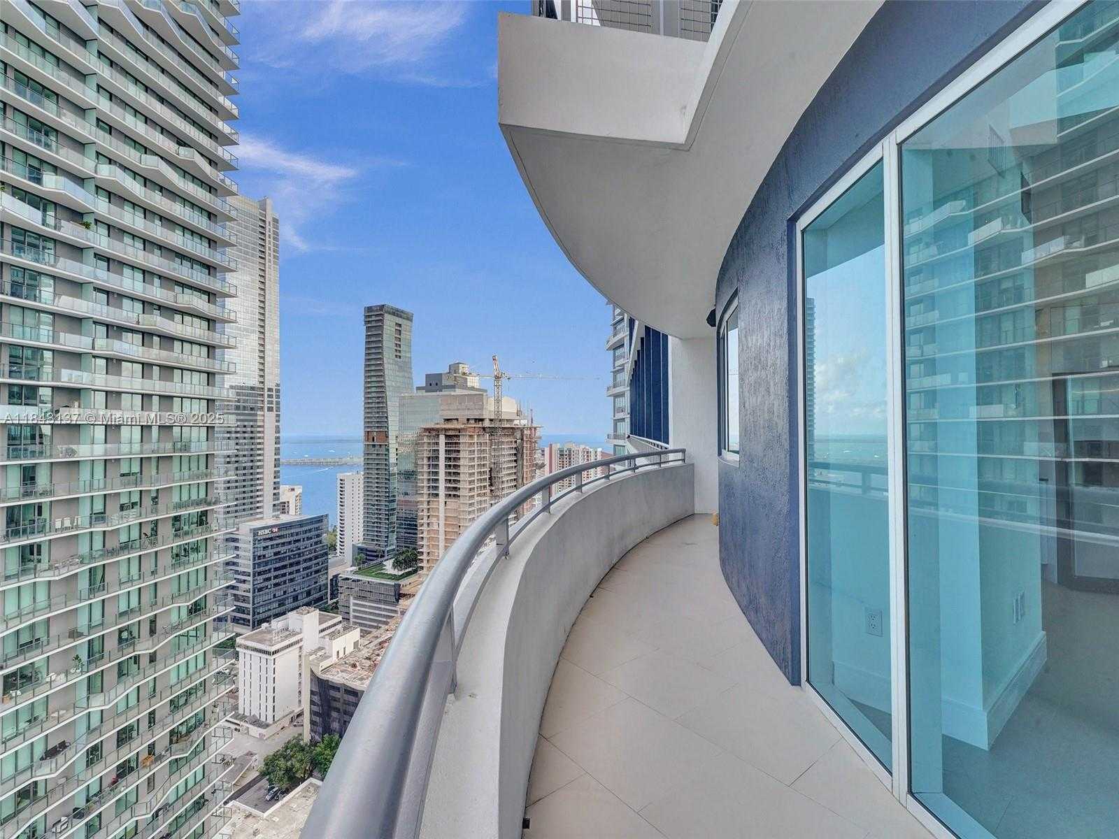 Small Image of 60 SOUTH WEST 13TH ST #3224, Miami Number 12