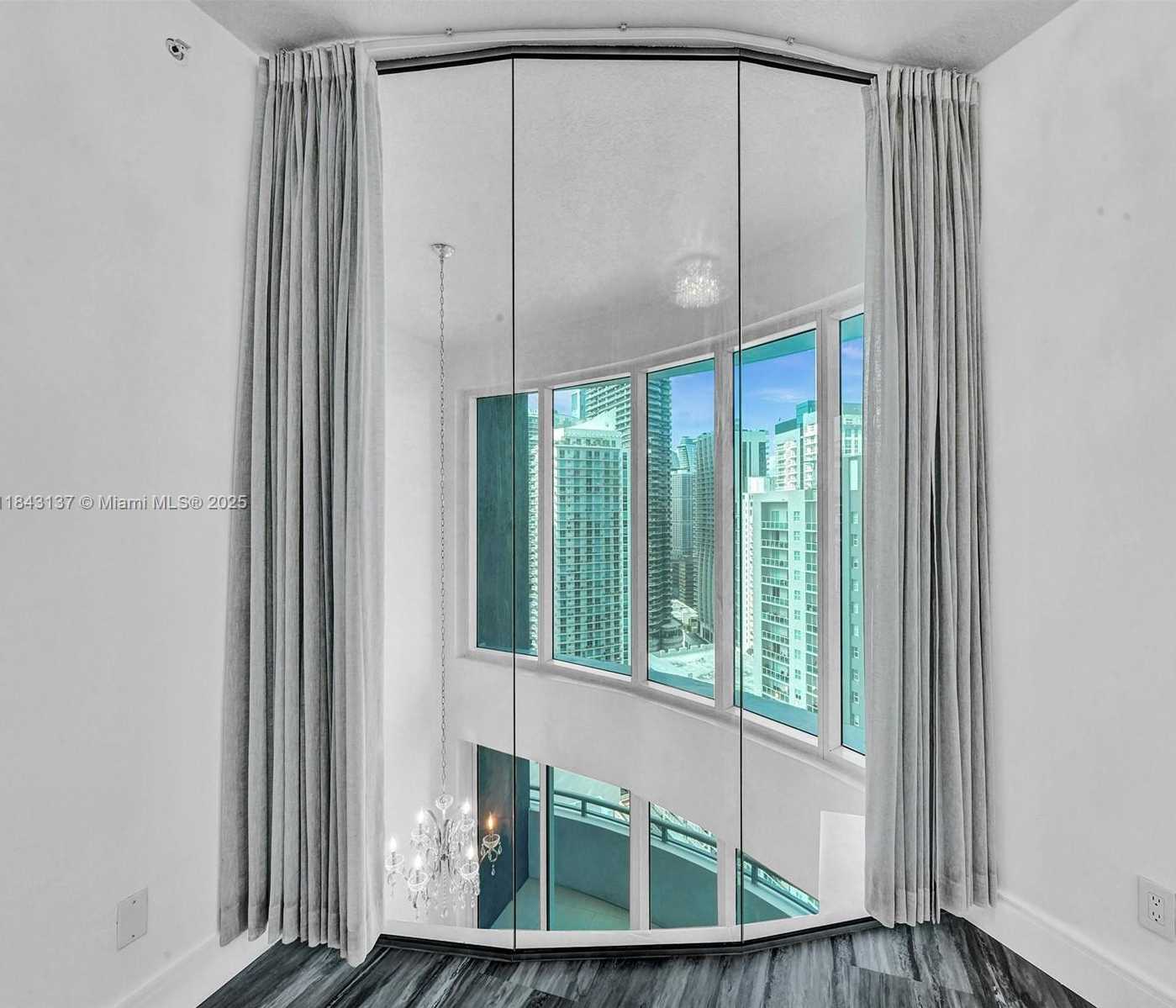 Small Image of 60 SOUTH WEST 13TH ST #3224, Miami Number 18