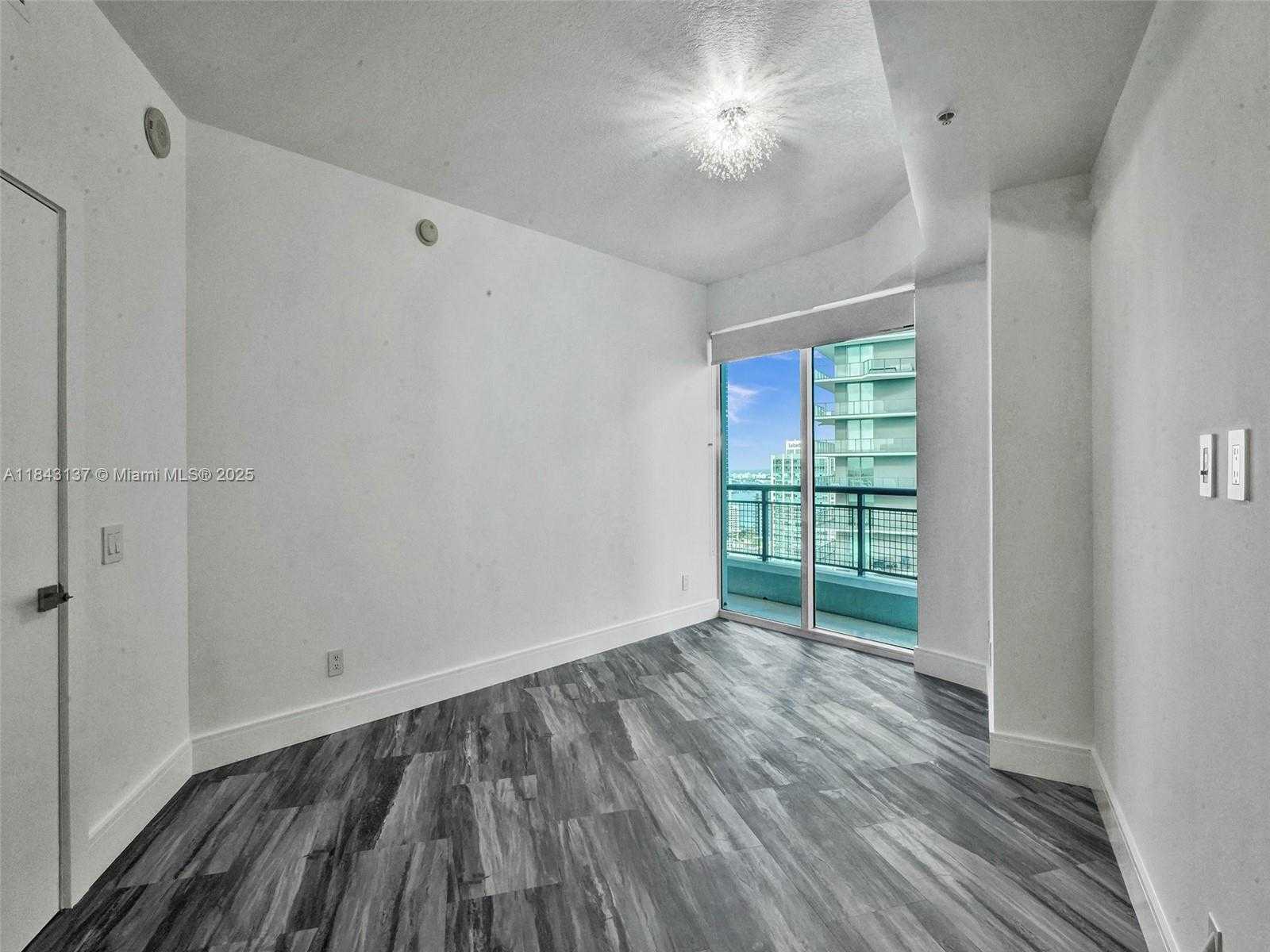 Small Image of 60 SOUTH WEST 13TH ST #3224, Miami Number 22
