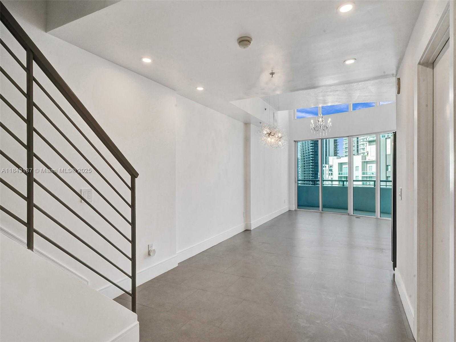 Small Image of 60 SOUTH WEST 13TH ST #3224, Miami Number 37