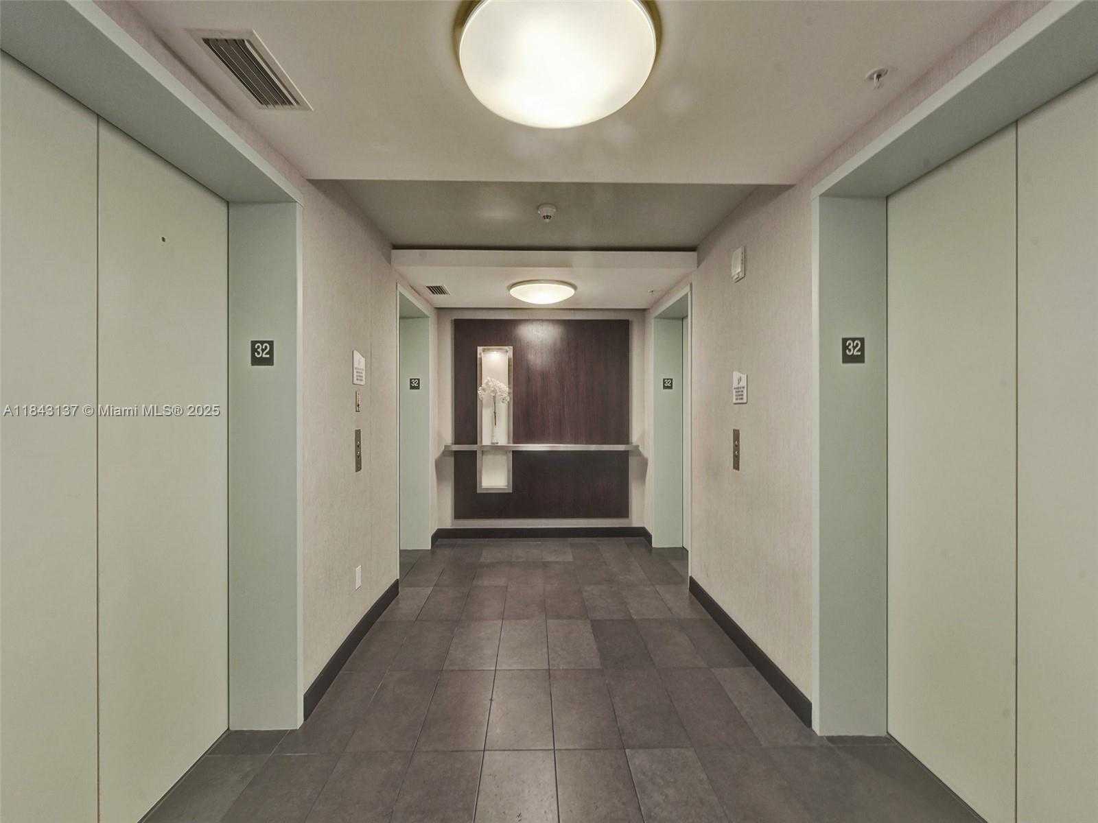 Small Image of 60 SOUTH WEST 13TH ST #3224, Miami Number 39