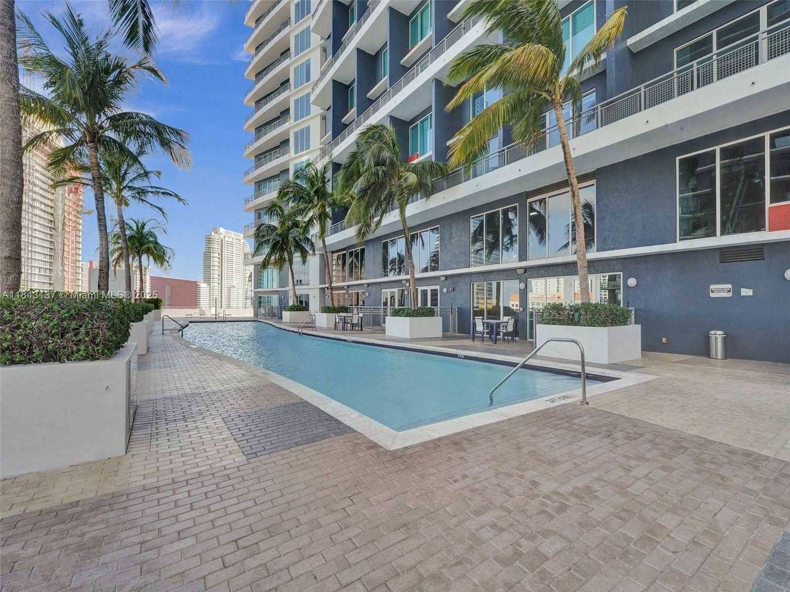 Small Image of 60 SOUTH WEST 13TH ST #3224, Miami Number 44