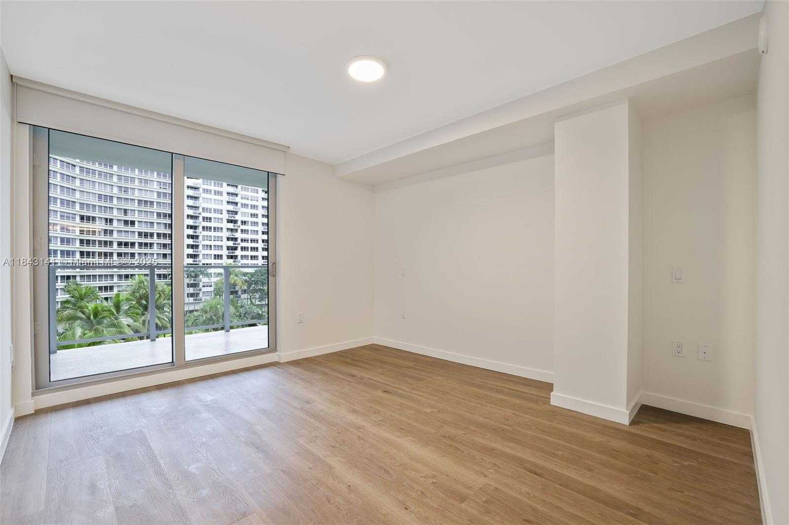 Small Image of 1500 BAY RD #N-0927, Miami Beach Number 11
