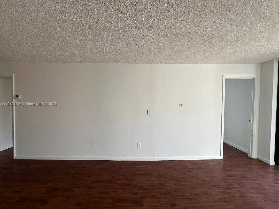 Small Image of 100 OCEAN LANE DR #403, Key Biscayne Number 10