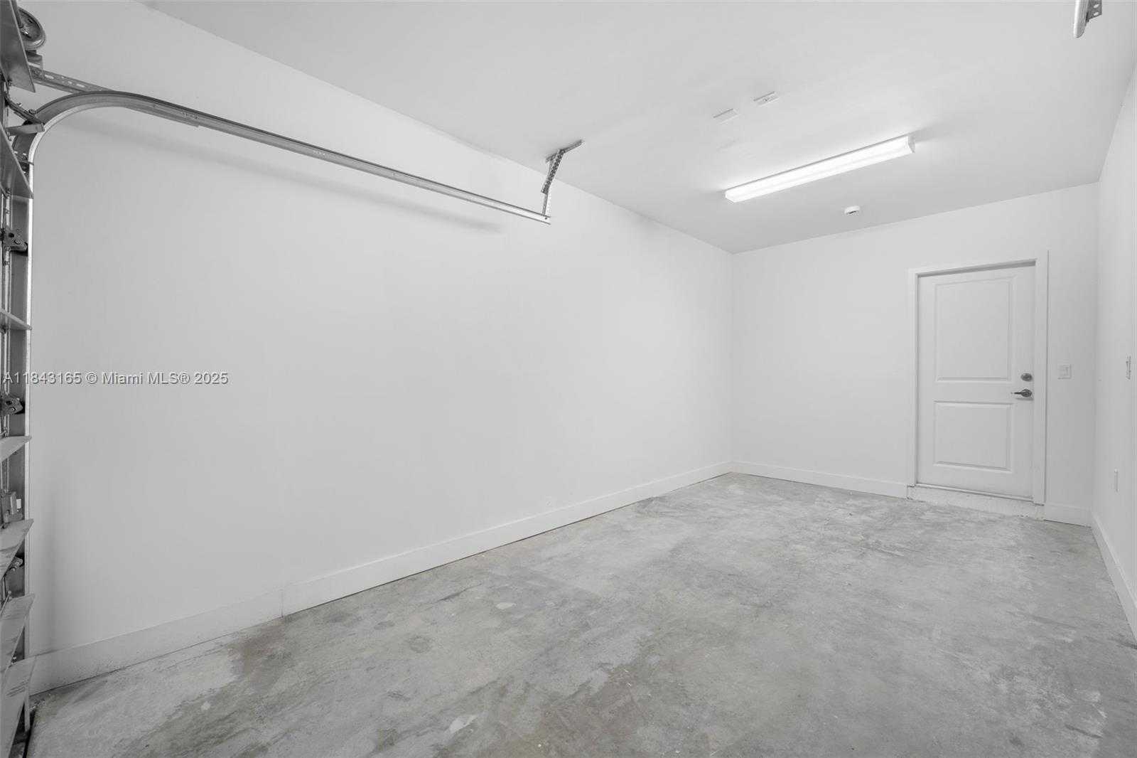 Small Image of 34524 SOUTH WEST 190TH AVE #34524, Miami Number 19