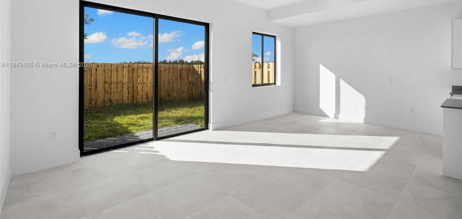 Small Image of 34524 SOUTH WEST 190TH AVE #34524, Miami Number 4