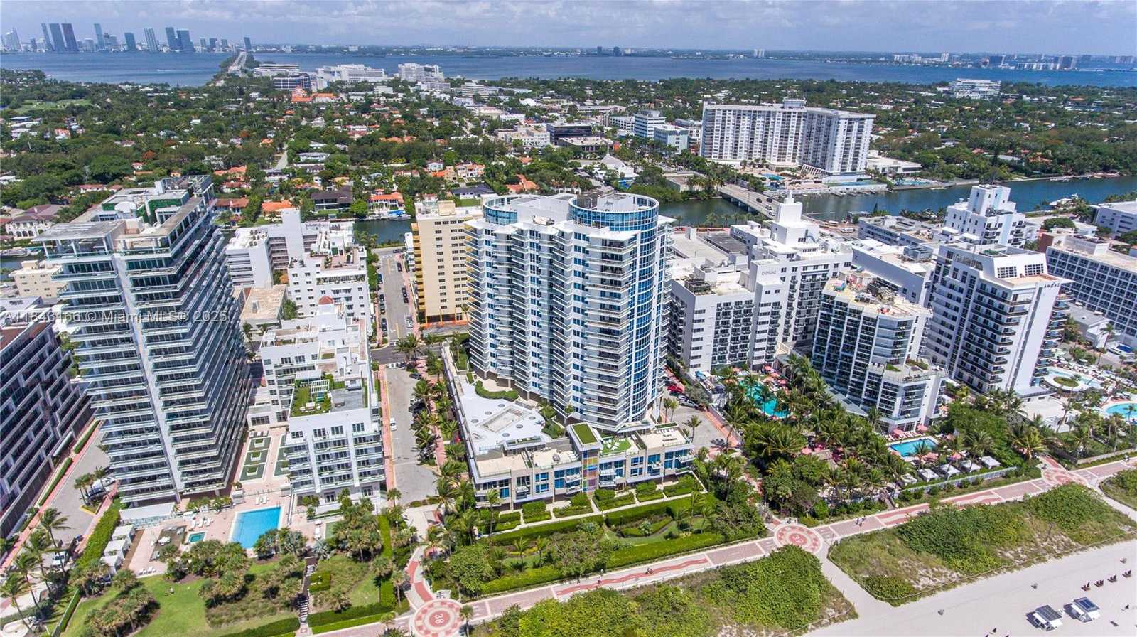 Small Image of 3801 COLLINS AVE #1105, Miami Beach Number 10