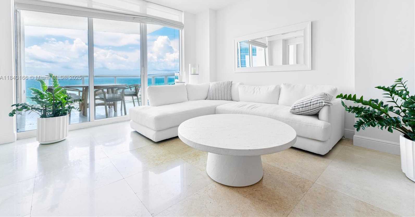 Small Image of 3801 COLLINS AVE #1105, Miami Beach Number 25