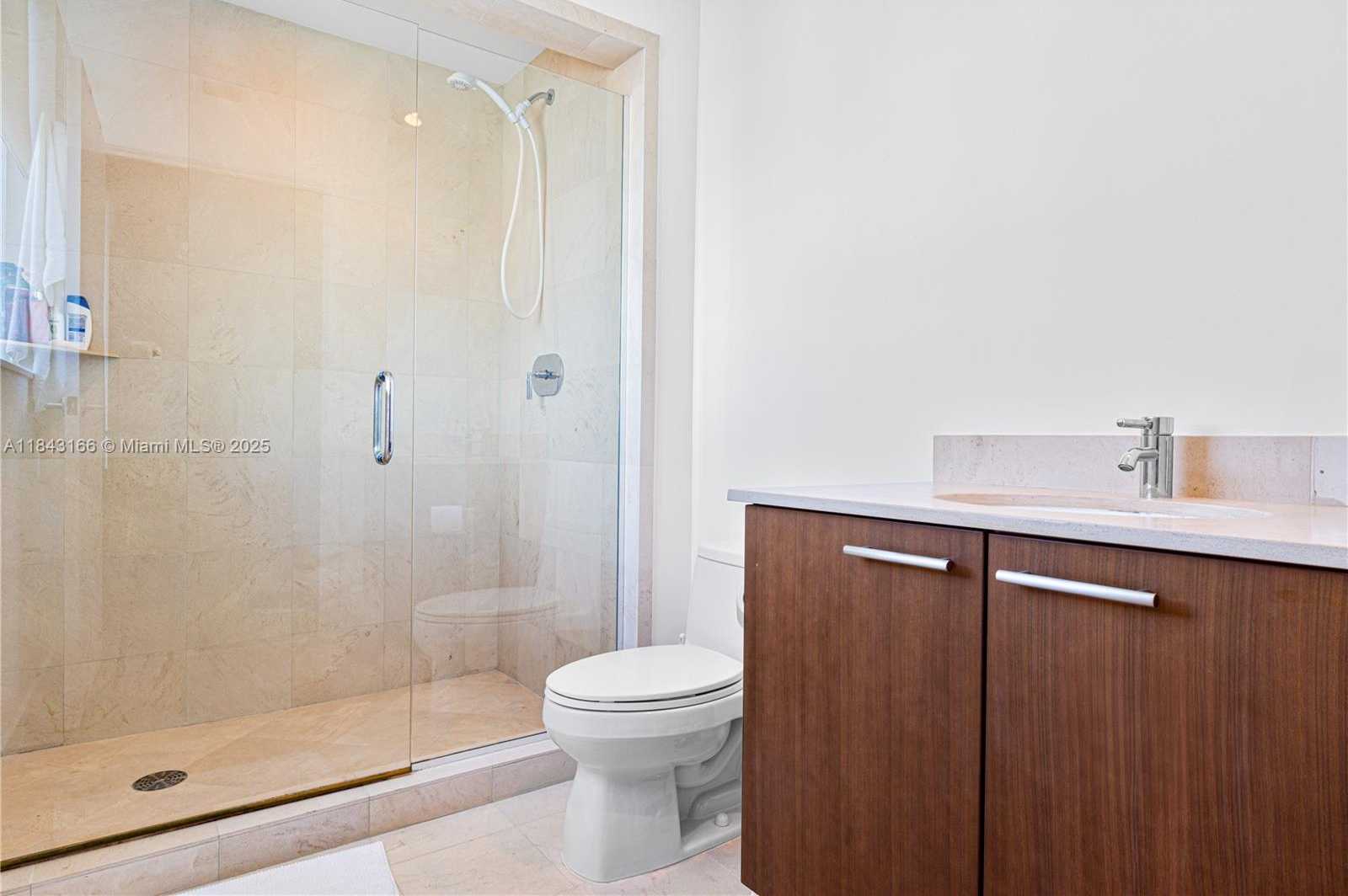 Small Image of 3801 COLLINS AVE #1105, Miami Beach Number 26