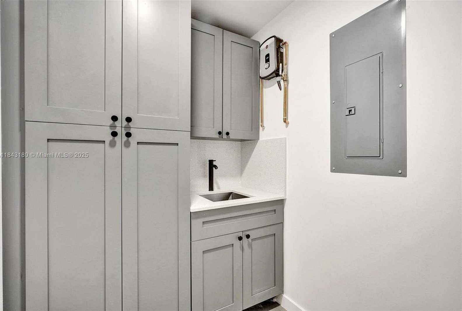 Small Image of 2255 NORTH EAST 173RD STREET, North Miami Beach Number 14