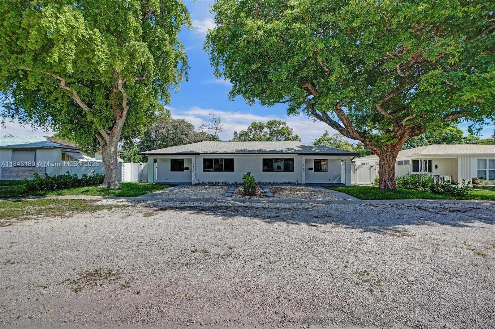 Small Image of 2255 NORTH EAST 173RD STREET, North Miami Beach Number 17