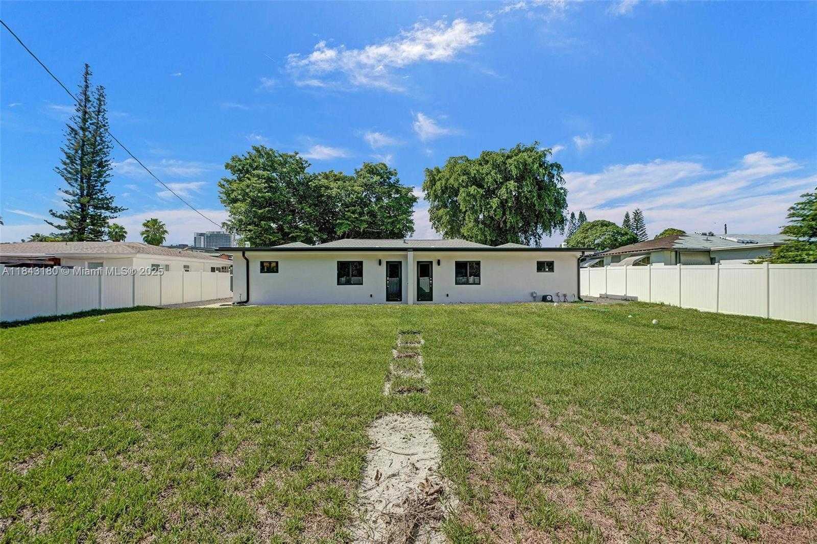 Small Image of 2255 NORTH EAST 173RD STREET, North Miami Beach Number 22