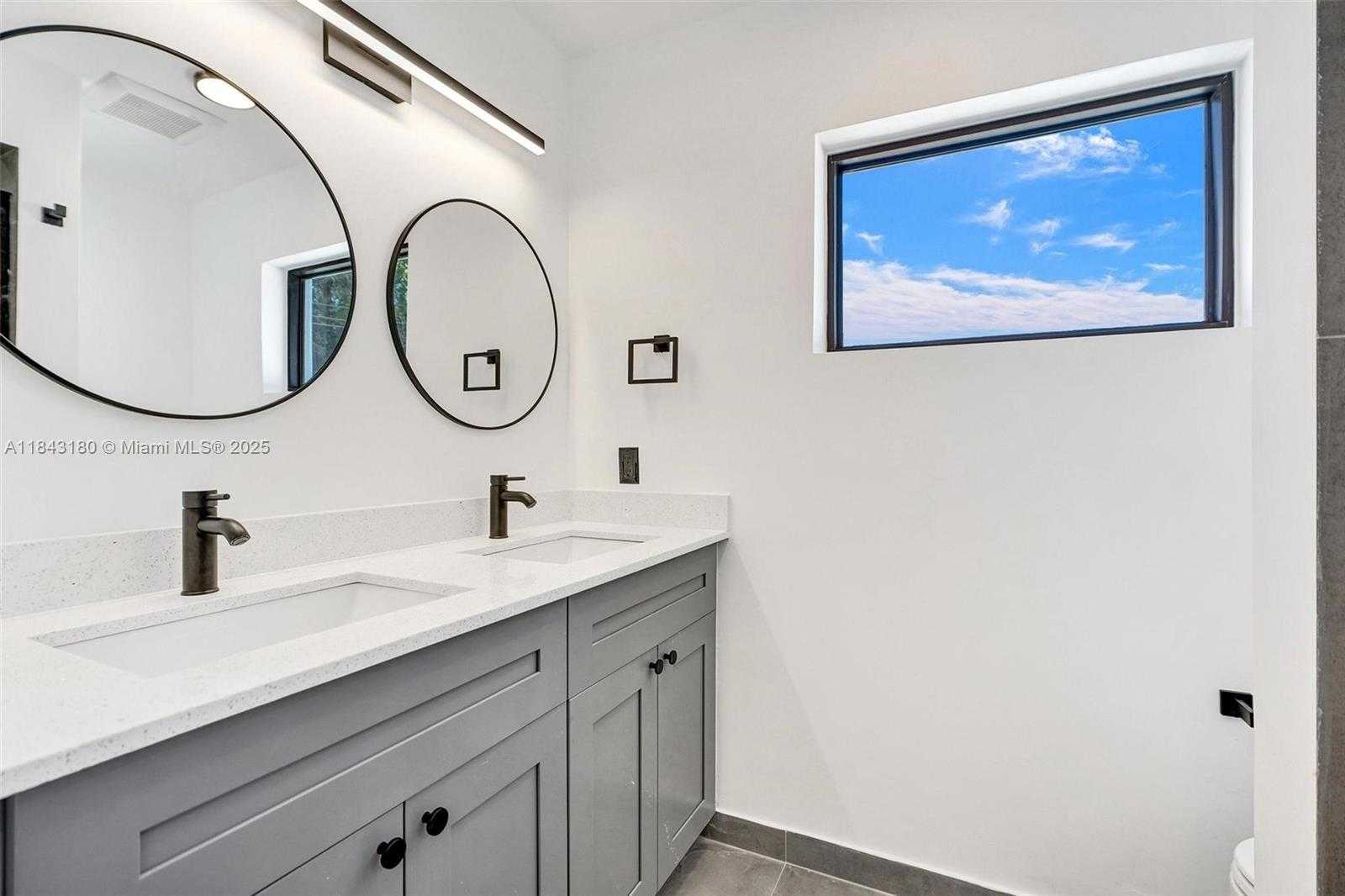 Small Image of 2255 NORTH EAST 173RD STREET, North Miami Beach Number 6