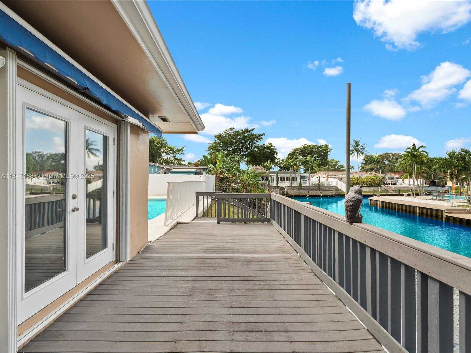 Small Image of 1501 SOUTH WEST 57TH AVE, Plantation Number 16
