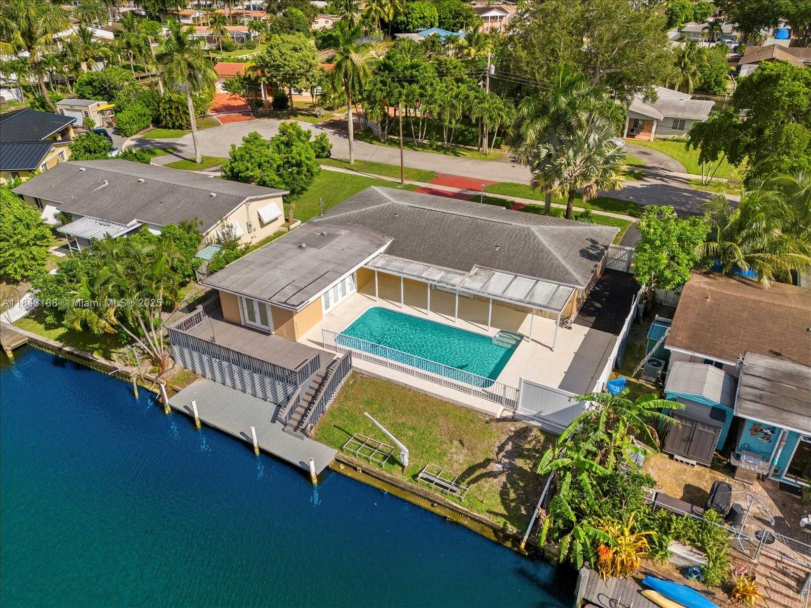 Small Image of 1501 SOUTH WEST 57TH AVE, Plantation Number 2