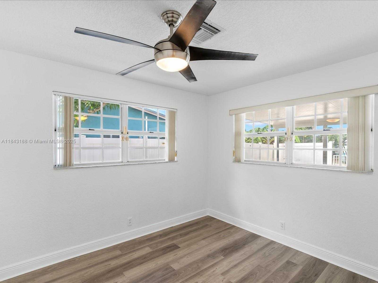 Small Image of 1501 SOUTH WEST 57TH AVE, Plantation Number 26