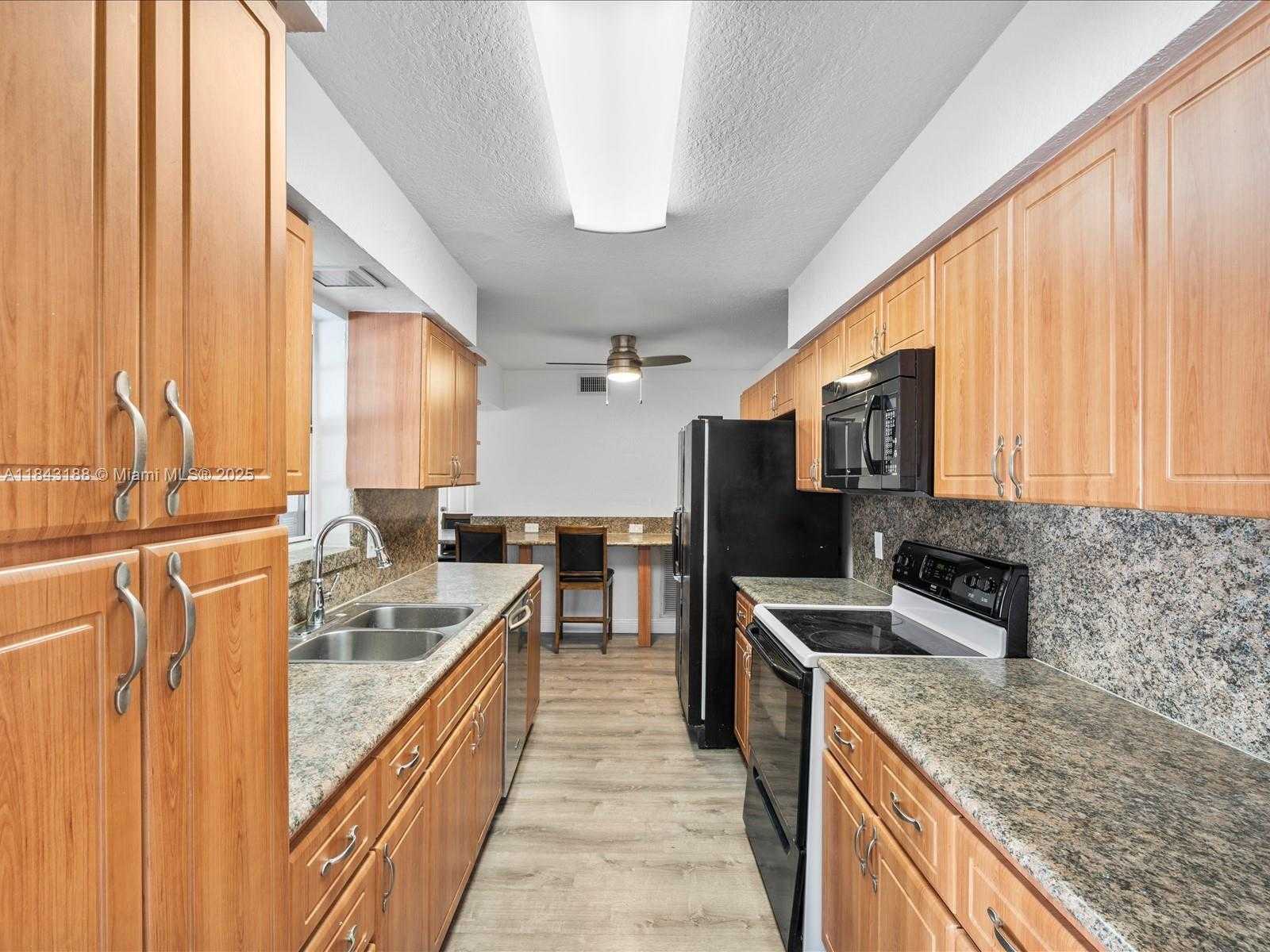 Small Image of 1501 SOUTH WEST 57TH AVE, Plantation Number 45