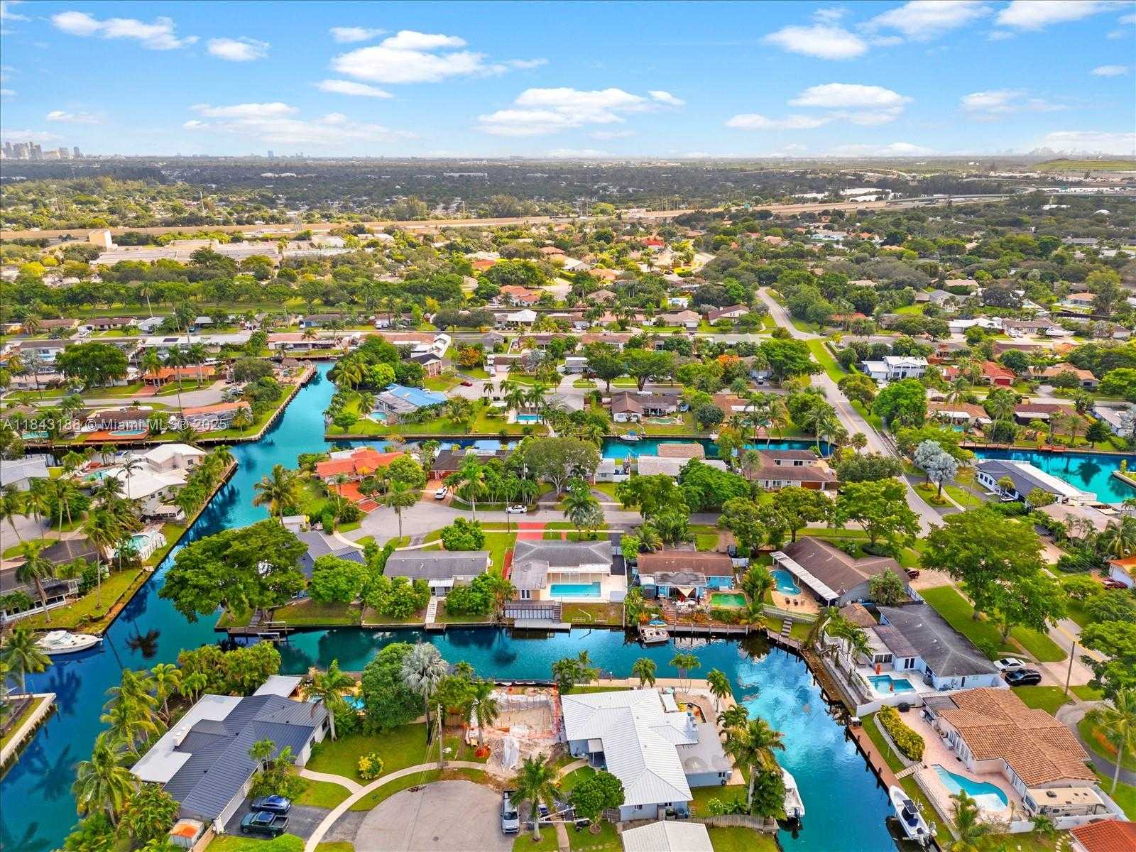 Small Image of 1501 SOUTH WEST 57TH AVE, Plantation Number 56