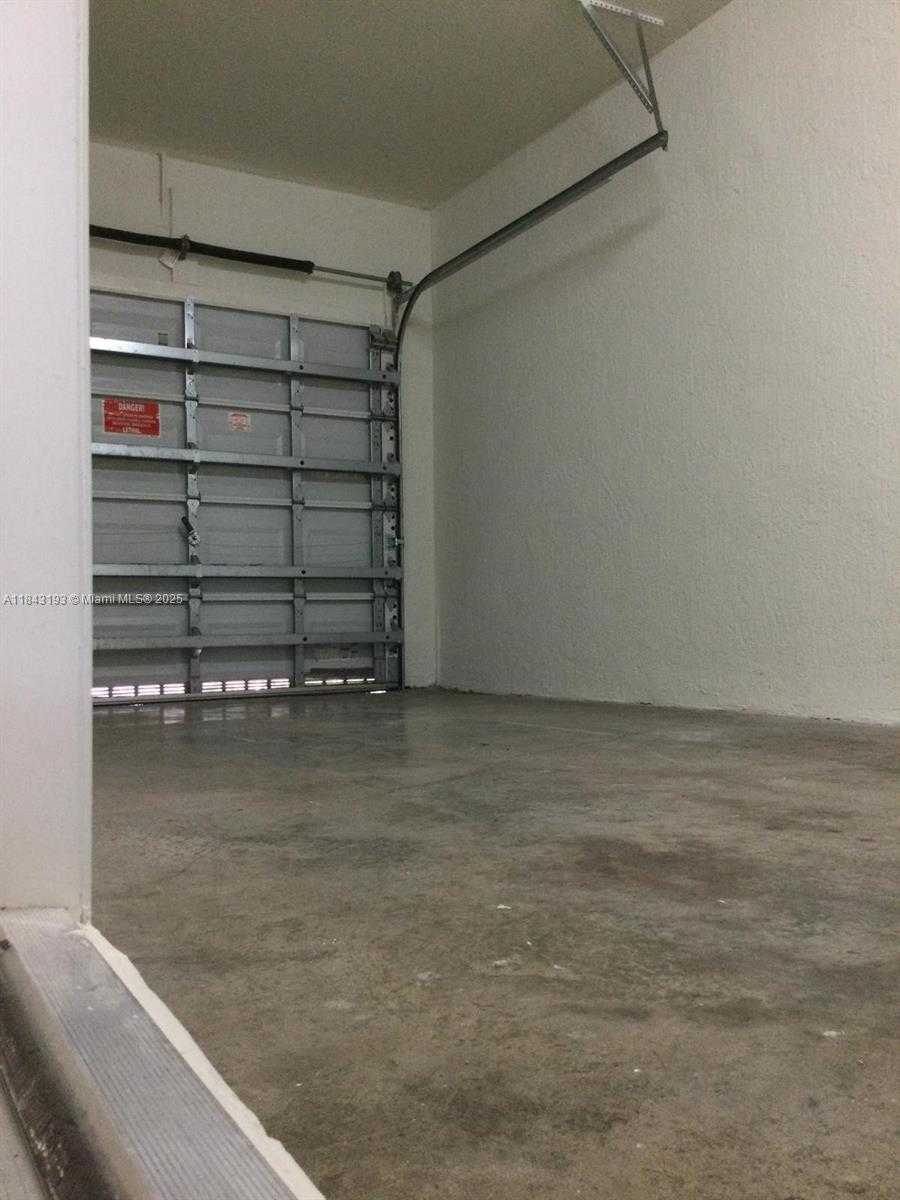 Imagen de Pequeño Objeto