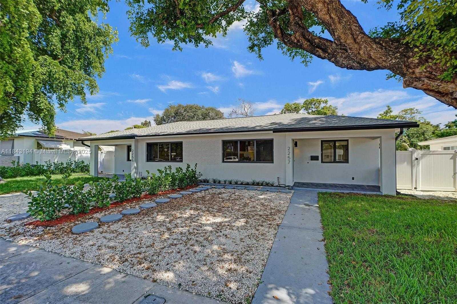 Small Image of 2257 NORTH EAST 173RD STREET, North Miami Beach Number 18