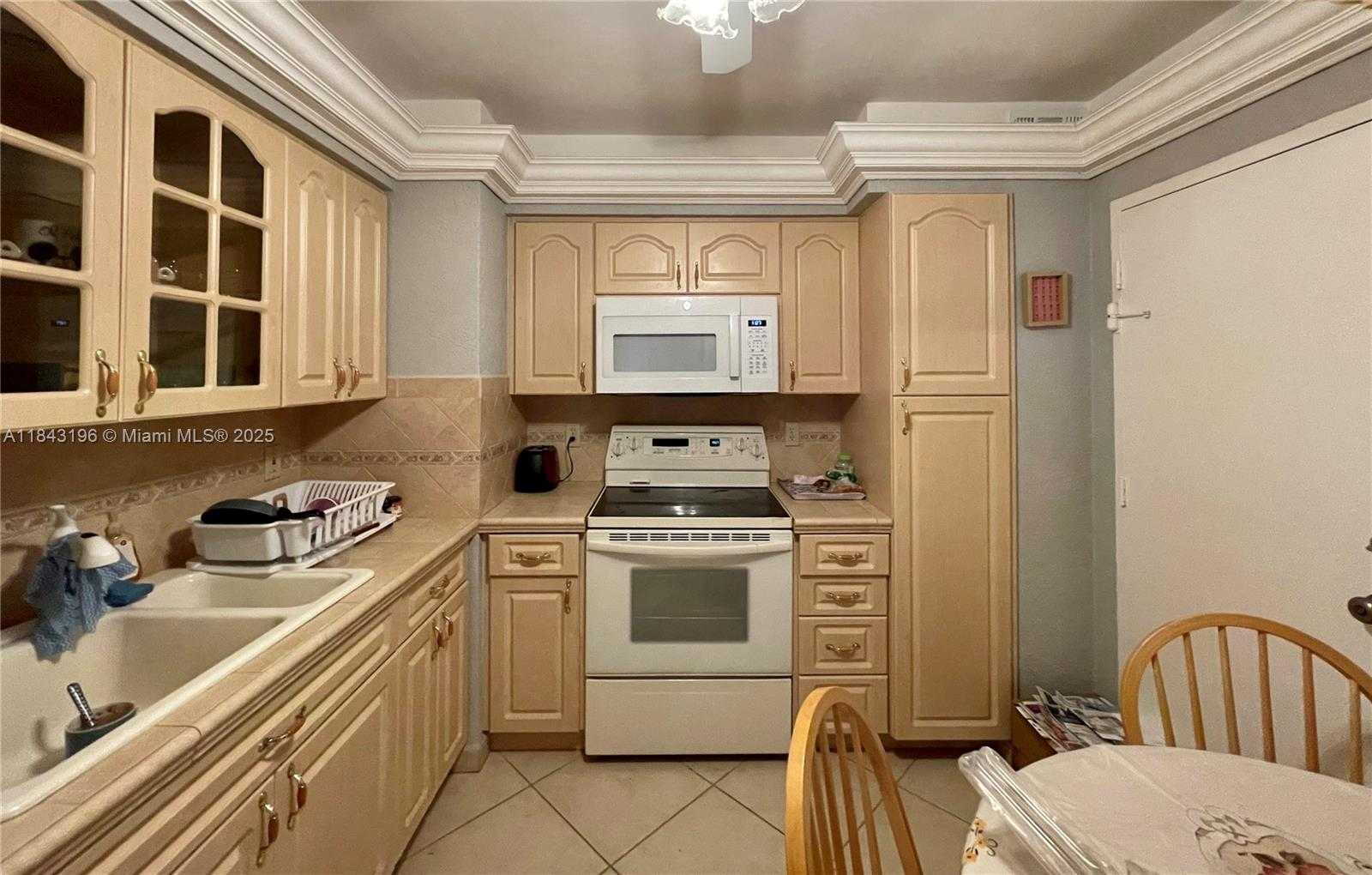 Small Image of 9225 SOUTH COLLINS AVE #411, Surfside Number 12