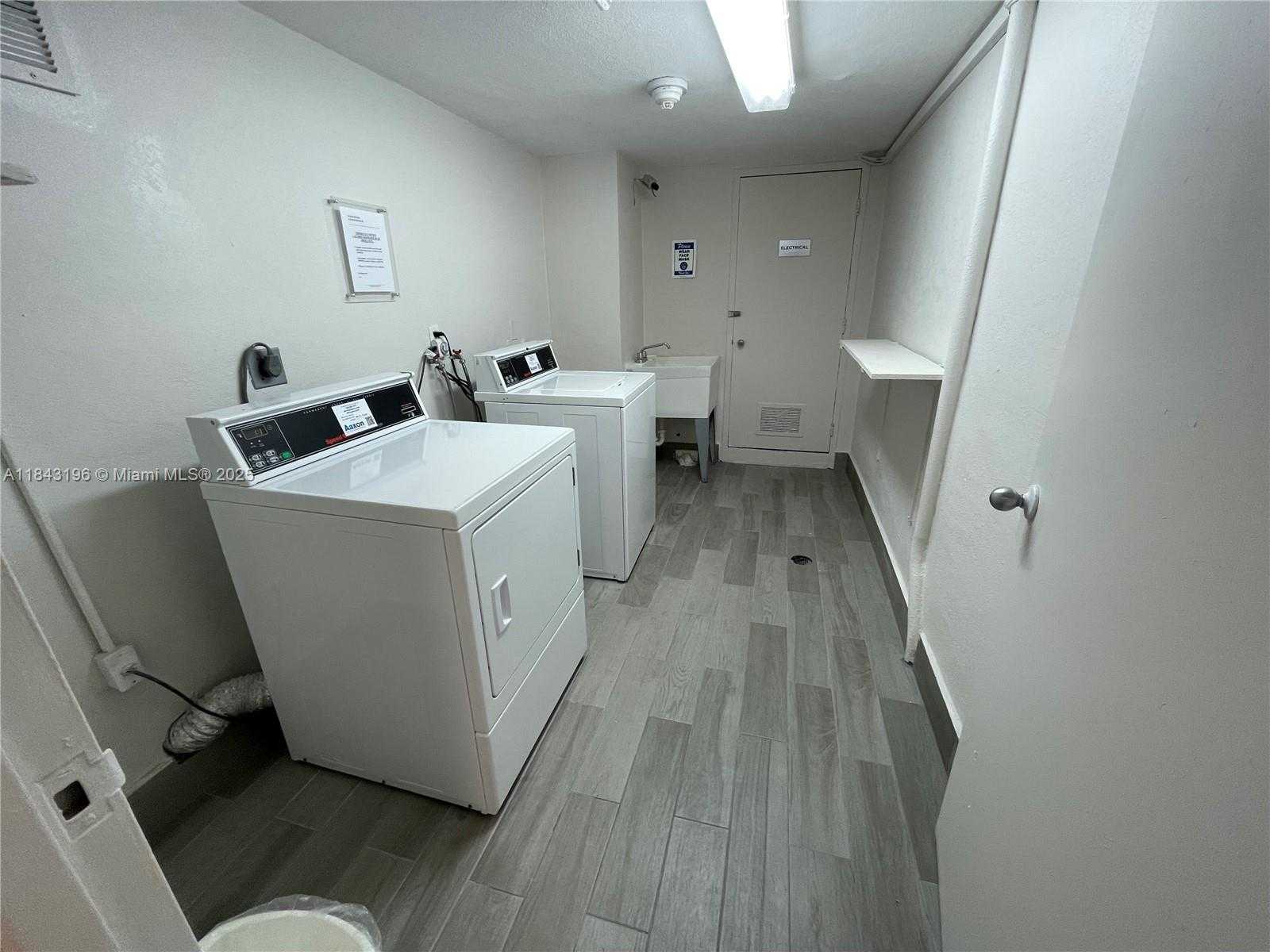 Small Image of 9225 SOUTH COLLINS AVE #411, Surfside Number 23