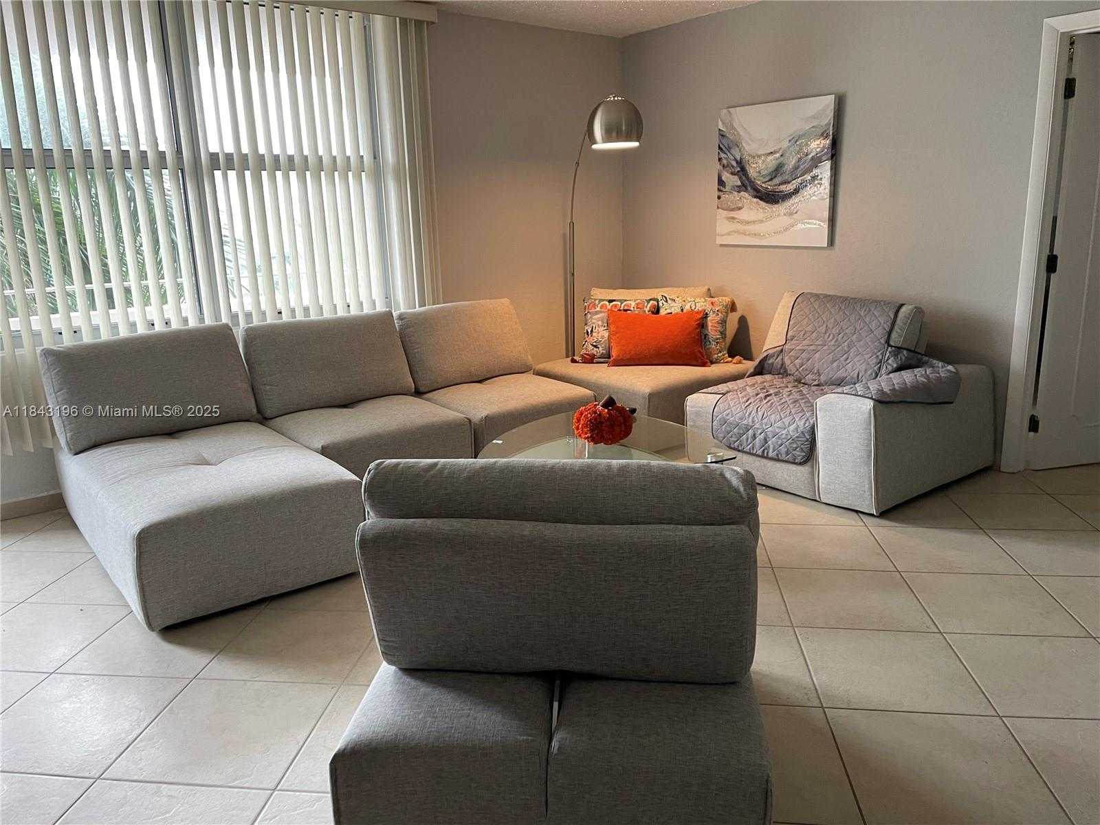Small Image of 9225 SOUTH COLLINS AVE #411, Surfside Number 3