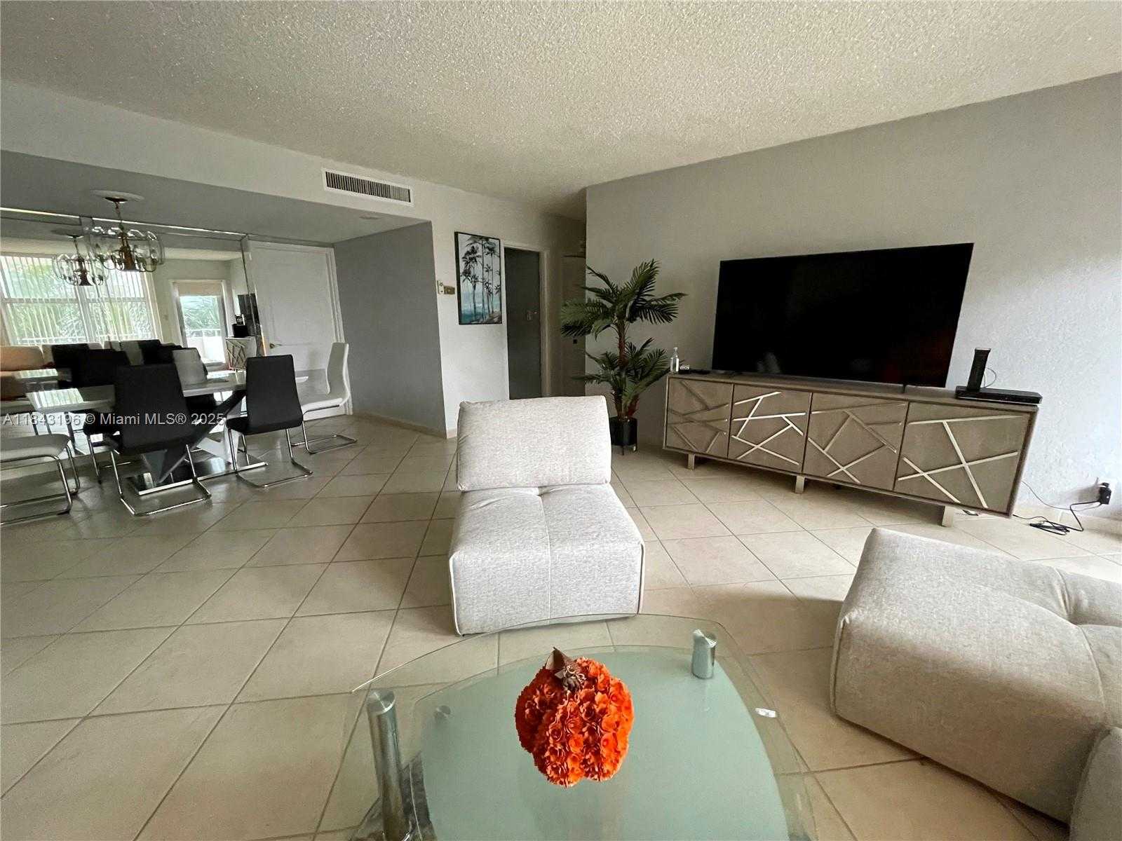 Small Image of 9225 SOUTH COLLINS AVE #411, Surfside Number 8